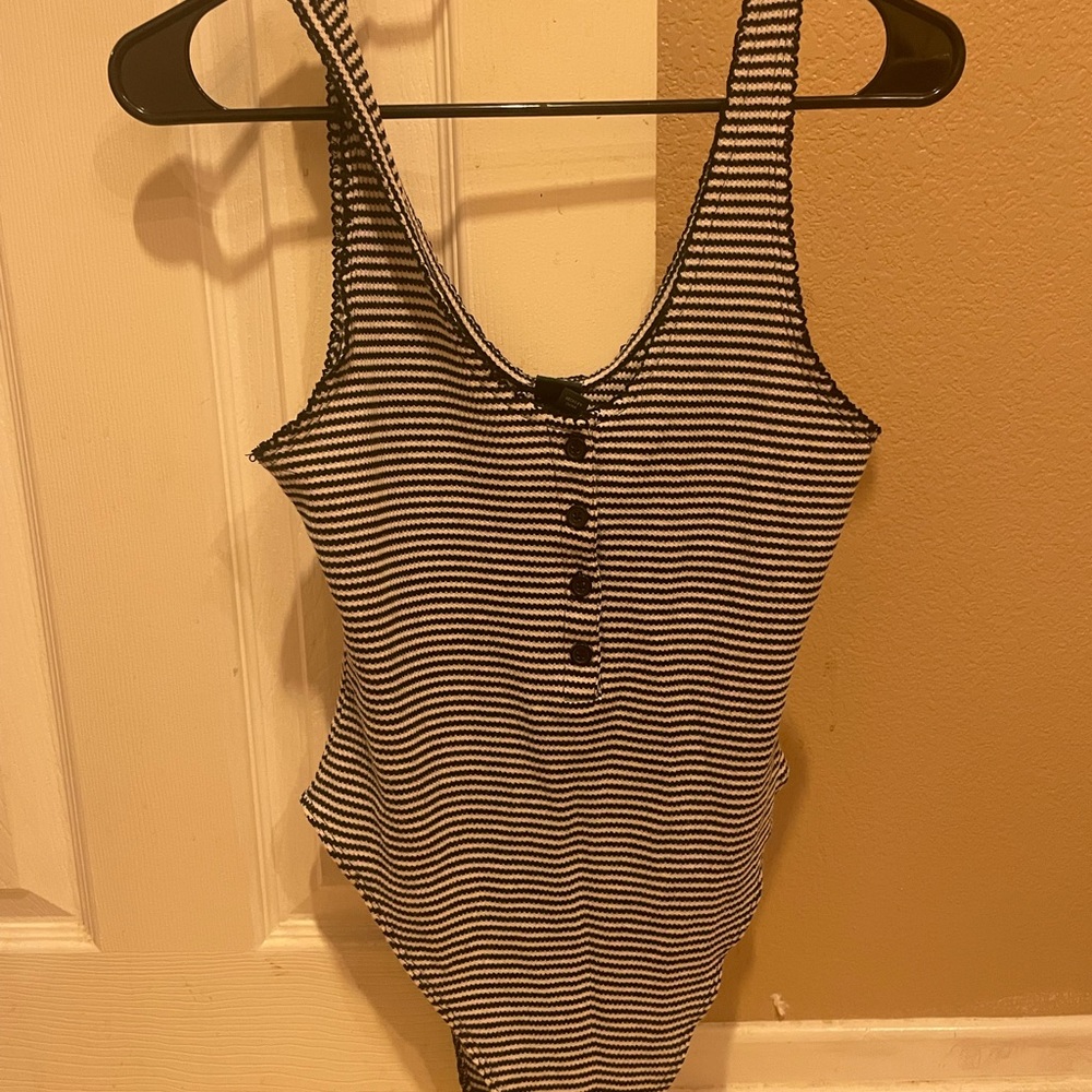 Stripes body suit !